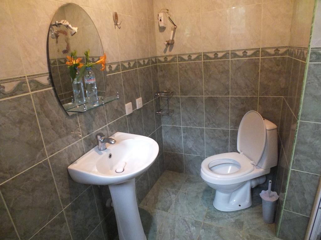 Guest House Lazuri Sarpi Extérieur photo