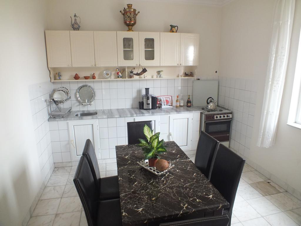Guest House Lazuri Sarpi Extérieur photo