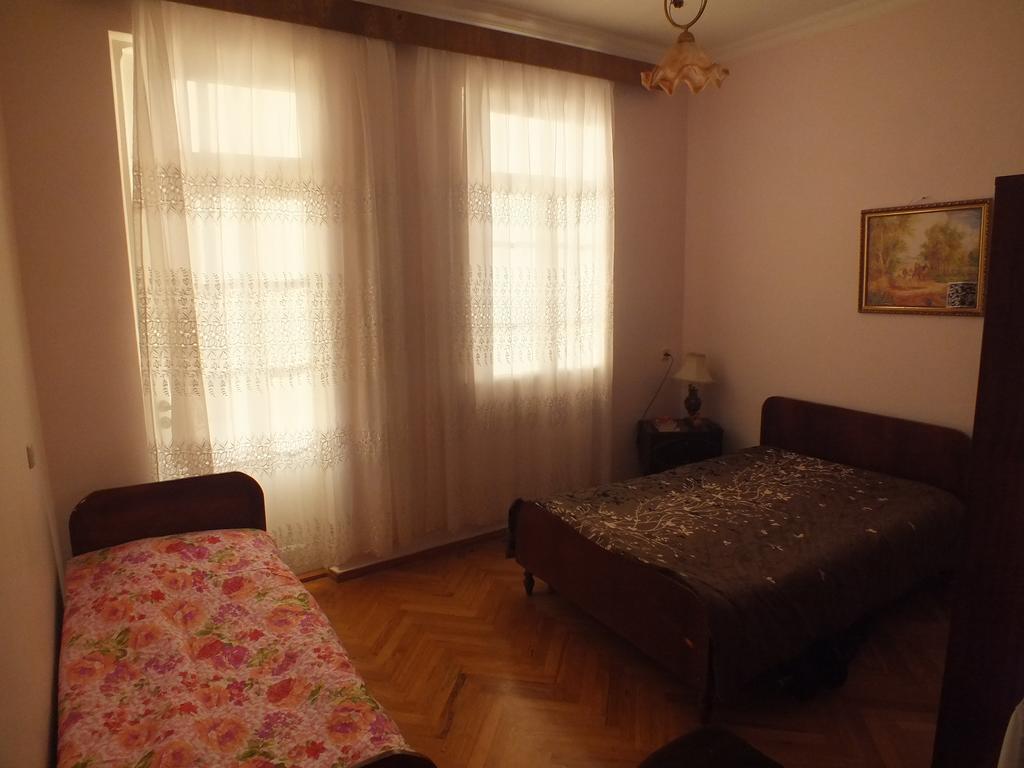Guest House Lazuri Sarpi Extérieur photo